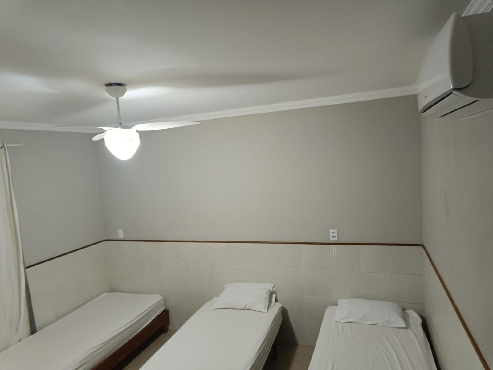 Hostel Diniz Vitória Esterno foto